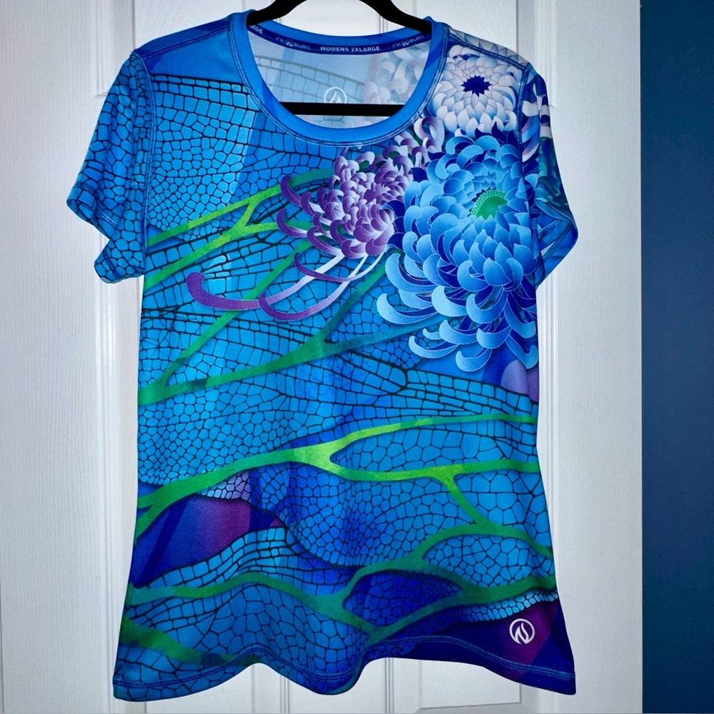 🔥InkNburn🔥 Women’s Size 2XL Running Shirt Aqua Blue Dahlia Fairy Insect Wings